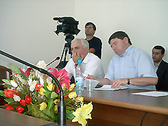  Председатель Абхазской Гостелерадиокомпании Гурам Амкуаб предстал с отчетом о работе  на  правительственном часе в парламенте   